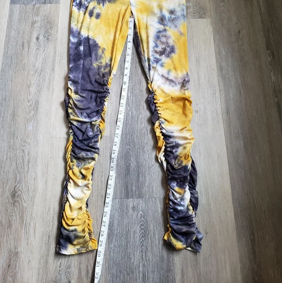 TIE DYE RUCHED LEGGINGS - Picture 8 of 13